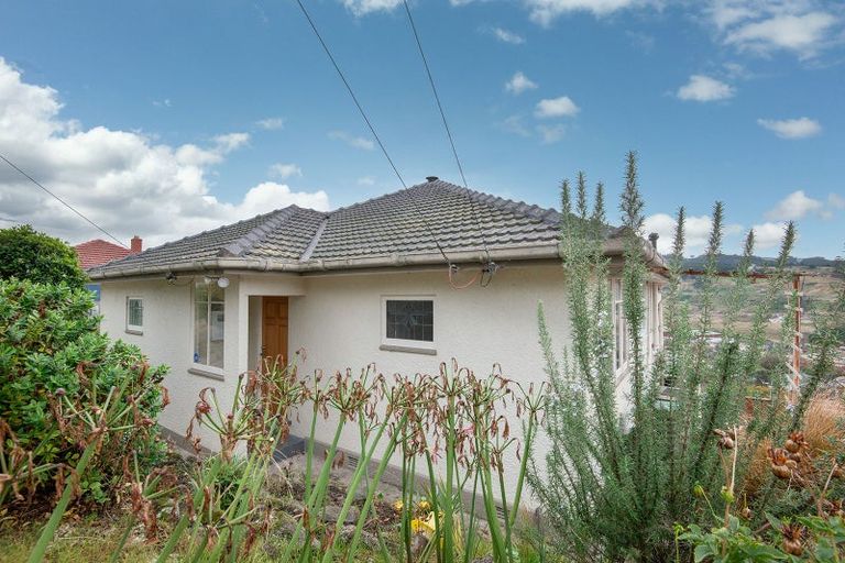 Photo of property in 30 Scotland Terrace, Green Island, Dunedin, 9018