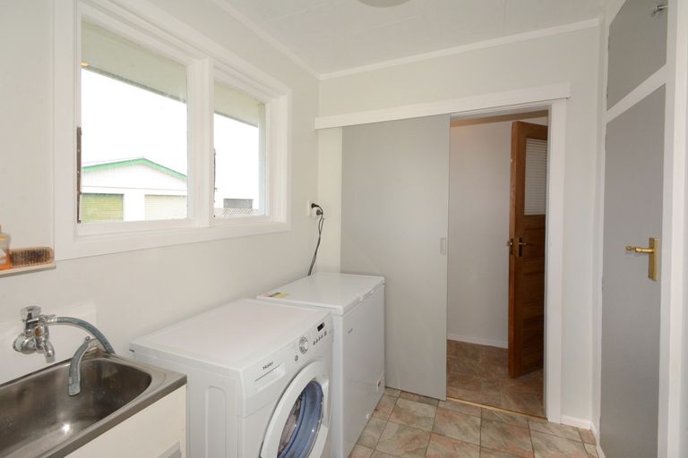 Photo of property in 24 Roseness Street, Palmerston, 9430