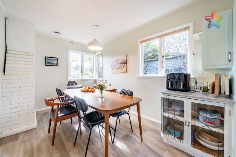 Photo of property in 3 Gibbs Crescent, Wainuiomata, Lower Hutt, 5014