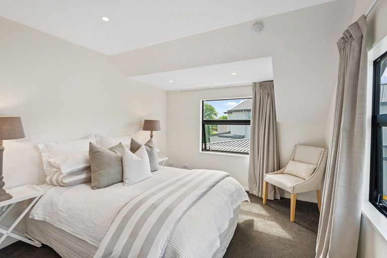 Photo of property in 16 Nightingale Place, Papanui, Christchurch, 8053