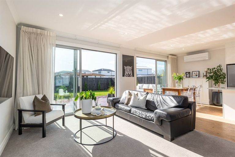 Photo of property in 134a Matsons Avenue, Papanui, Christchurch, 8053