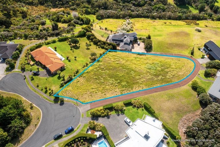Photo of property in 68 Balboa Drive, Matakatia, Whangaparaoa, 0930