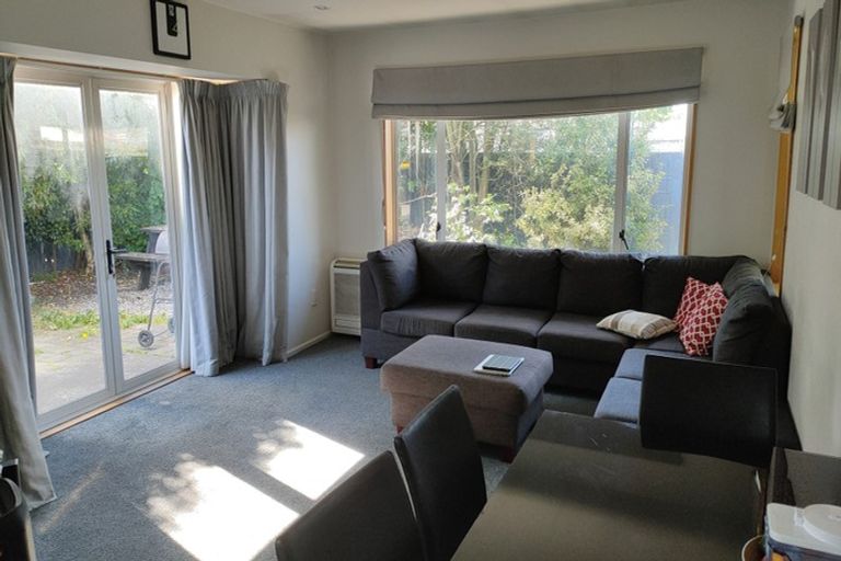 Photo of property in 2/38 Fenchurch Street, Redwood, Christchurch, 8051