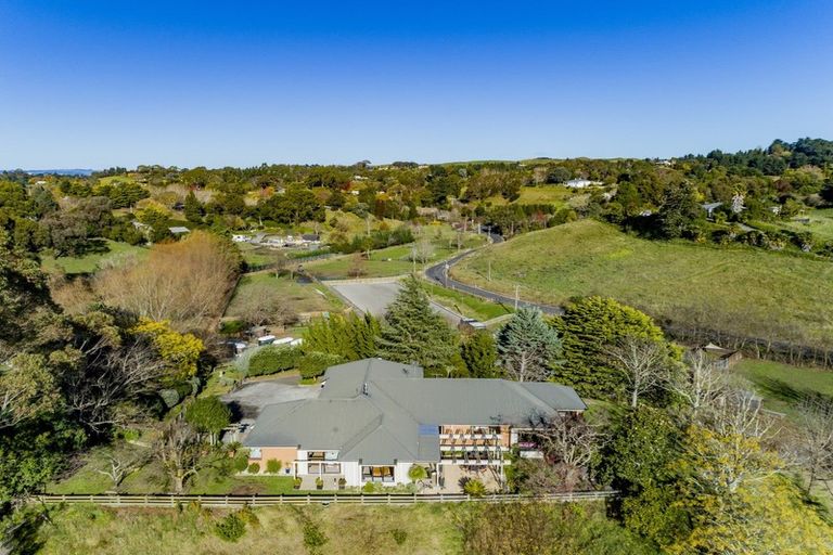 Photo of property in 6 Nilgiri Road, Poraiti, Napier, 4182