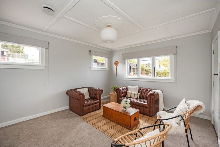 Photo of property in 16a Clyde Street, Oamaru North, Oamaru, 9400