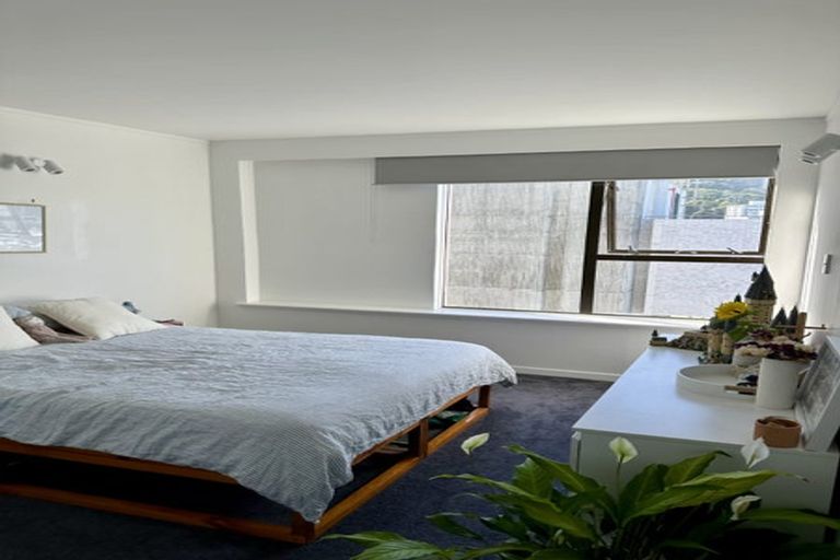 Photo of property in Hobson Court Flats, 65/70 Hobson Street, Thorndon, Wellington, 6011