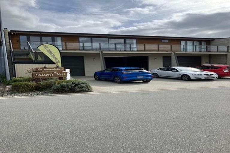 Photo of property in 16 Silverstone Drive, Cromwell, 9384