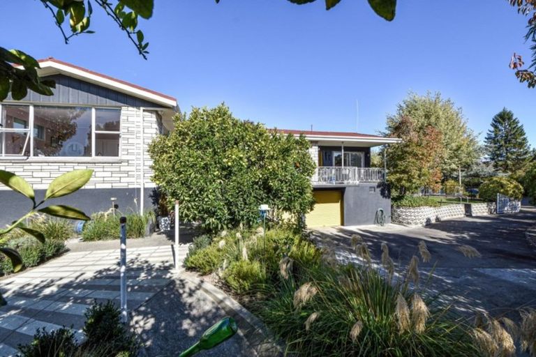 Photo of property in 2 Rahiwi Place, Lansdowne, Masterton, 5810