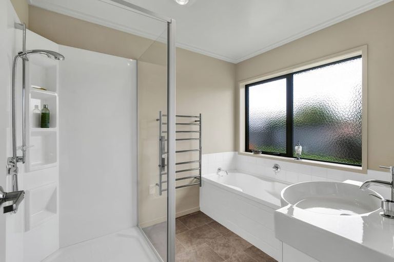 Photo of property in 20 Estate Grove, Inglewood, 4330