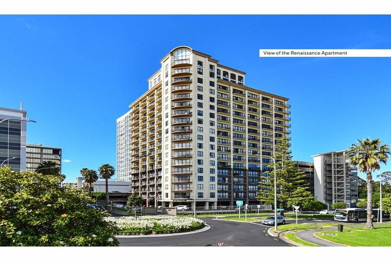 Photo of property in The Rennaissance, 4i/18 Ronwood Avenue, Manukau, Auckland, 2104
