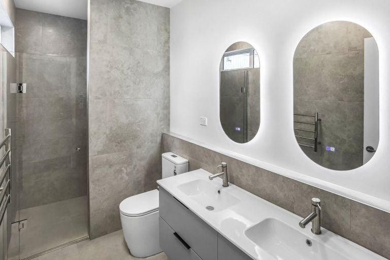 Photo of property in 10 Yellow Pear Lane, Karaka, 2578