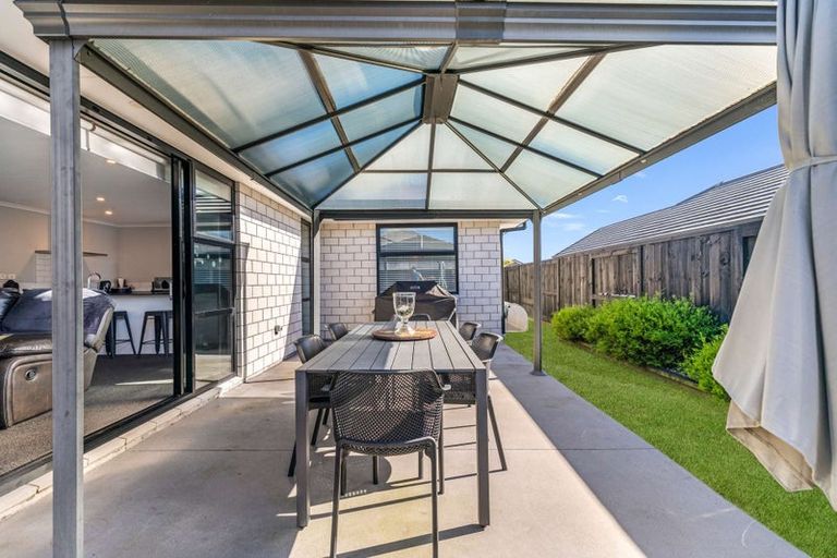 Photo of property in 8 Wawai Drive, Papamoa Beach, Papamoa, 3118
