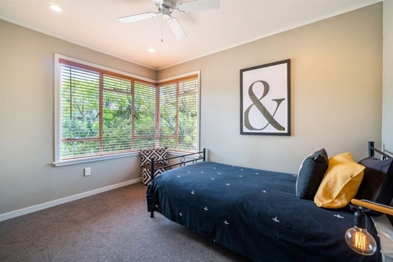 Photo of property in 29 Belle Vue Avenue, Northcote Point, Auckland, 0627