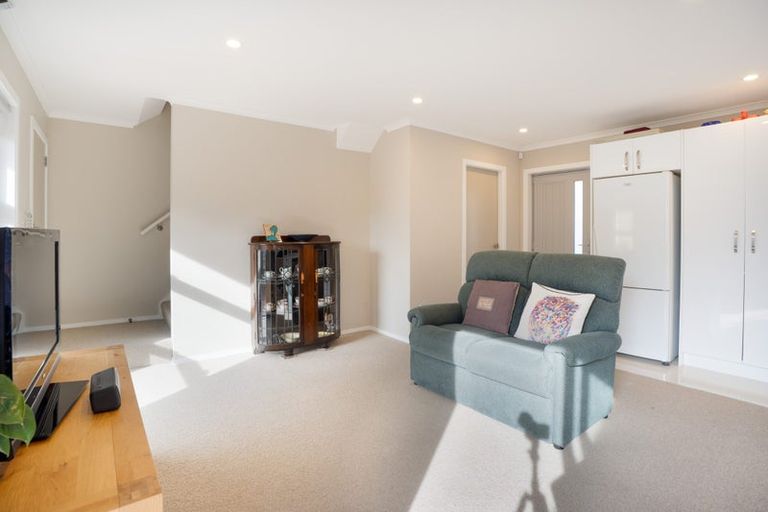 Photo of property in 4/113d Moorefield Road, Johnsonville, Wellington, 6037