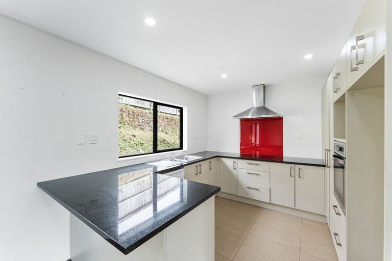 Photo of property in 46b Brains Road, Kelston, Auckland, 0602