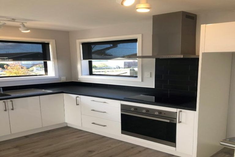 Photo of property in 7 Compton Street, Woolston, Christchurch, 8062