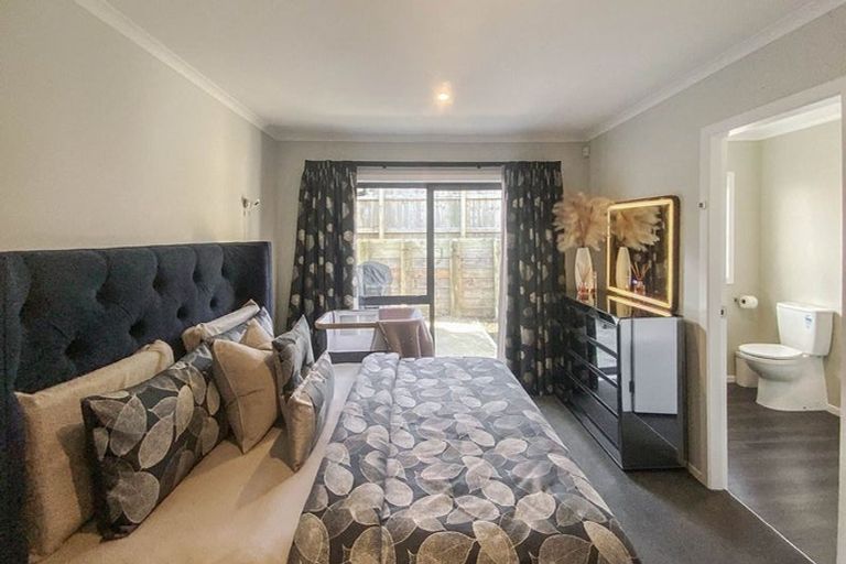 Photo of property in 5 Peter Tapp Way, Wainuiomata, Lower Hutt, 5014