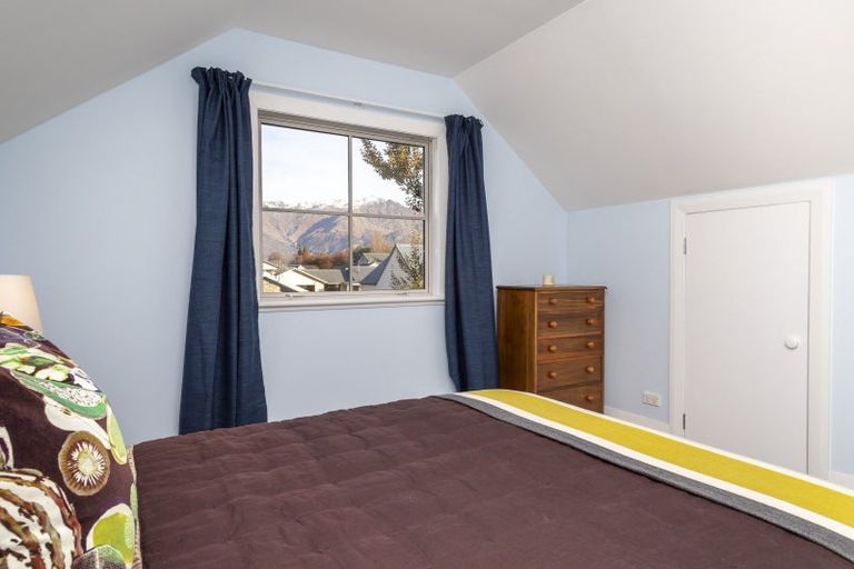 Photo of property in 107 Devon Street, Arrowtown, 9302