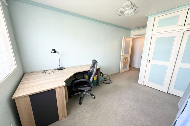 Photo of property in 18 Marvon Downs Avenue, Pakuranga Heights, Auckland, 2010