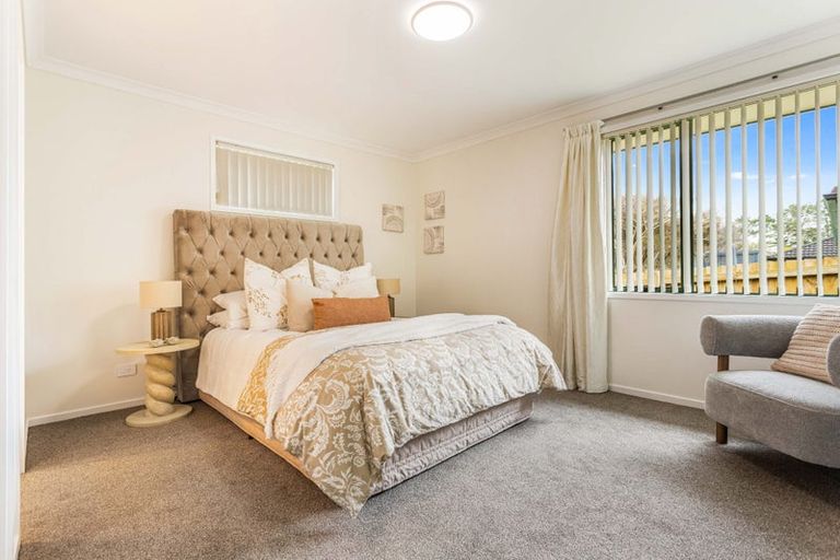 Photo of property in 6 Brookwood Drive, Henderson, Auckland, 0612