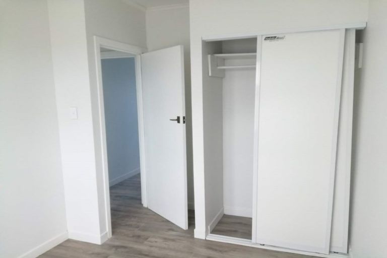 Photo of property in 1/63 Arran Road, Browns Bay, Auckland, 0630