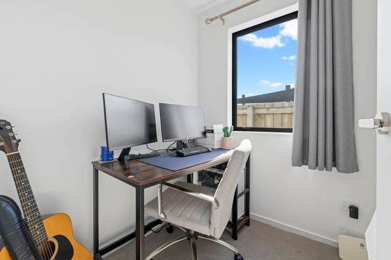 Photo of property in 4/112 Moore Street, Howick, Auckland, 2014