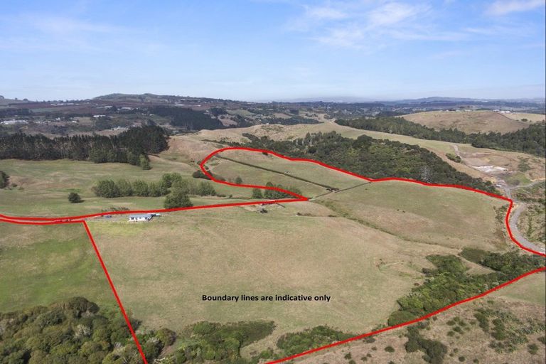 Photo of property in 191c Chamberlain Road, Bombay, 2675