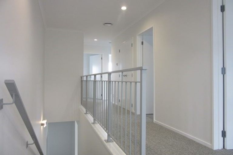 Photo of property in 13 Mauku Lane, Greenhithe, Auckland, 0632