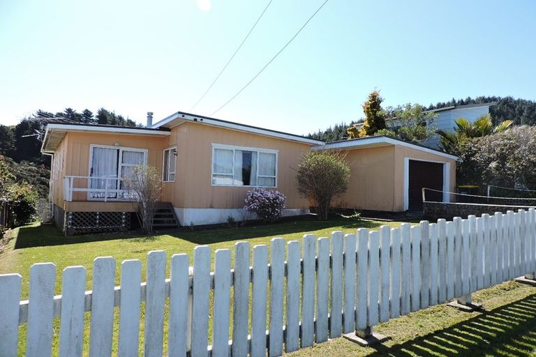Photo of property in 15 Eames Crescent, Te Mata, Thames, 3575