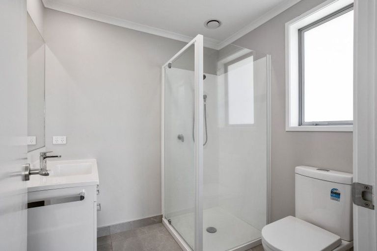 Photo of property in 8 Okoreka Road, Glenbrook, 2681