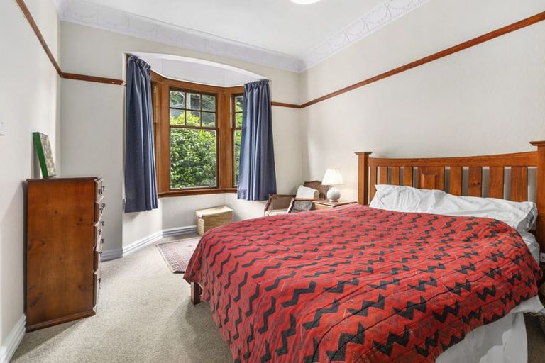 Photo of property in 113 Glenmore Street, Kelburn, Wellington, 6012