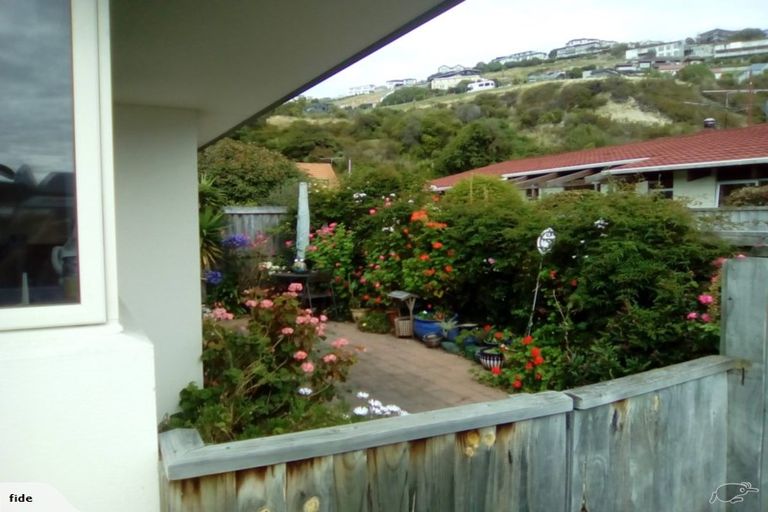 Photo of property in 44a Taupata Street, Redcliffs, Christchurch, 8081
