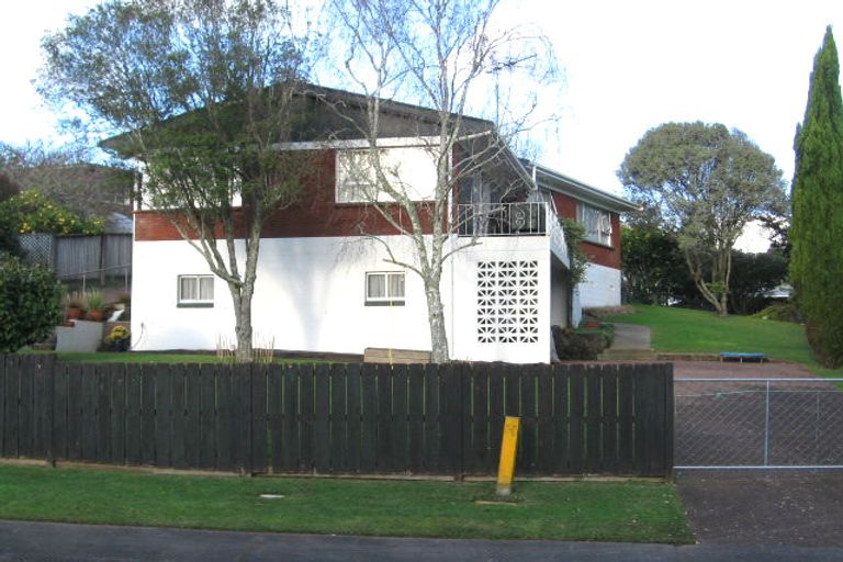 Photo of property in 9 Bacot Place, Howick, Auckland, 2014