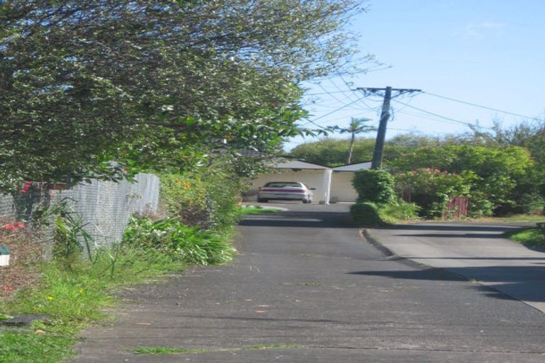 Photo of property in 1/18 Tonar Street, Northcote, Auckland, 0627