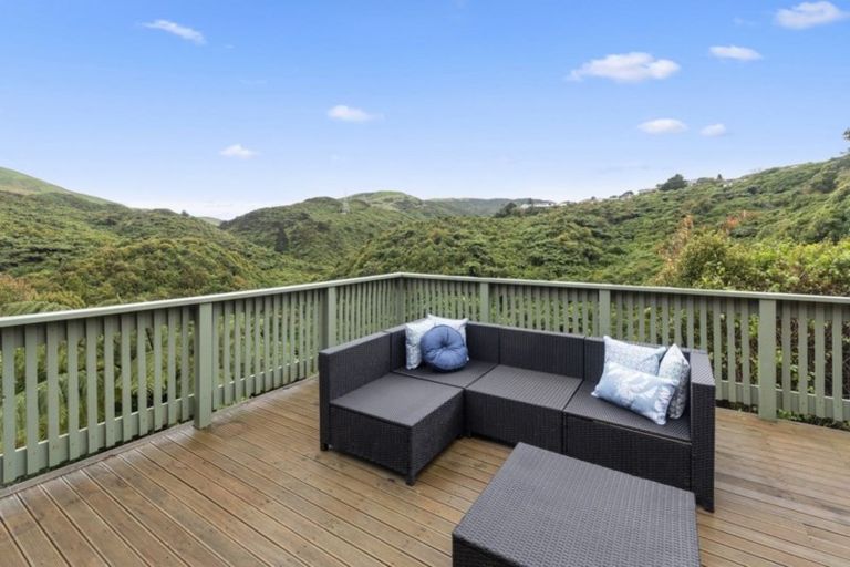 Photo of property in 16 Haast Close, Kelson, Lower Hutt, 5010