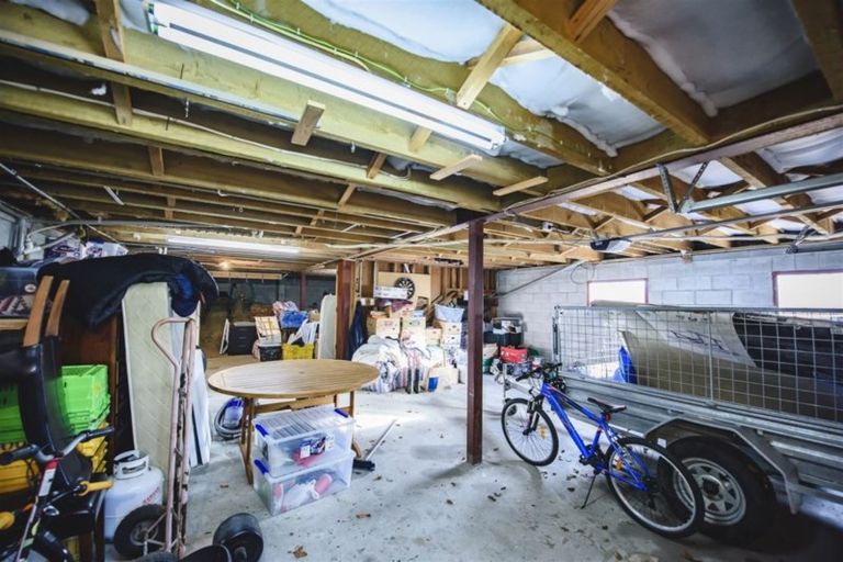 Photo of property in 39 Lowestoft Street, Balclutha, 9230