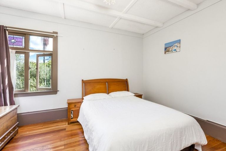 Photo of property in 2/22 Clayburn Road, Glen Eden, Auckland, 0602