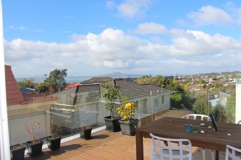 Photo of property in 76 Sunrise Avenue, Mairangi Bay, Auckland, 0630