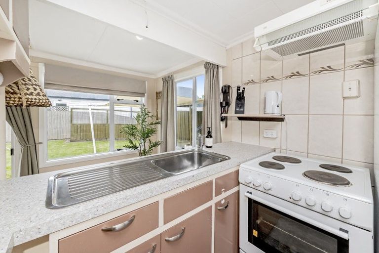 Photo of property in 29 Reserve Road, Waikuku Beach, 7473