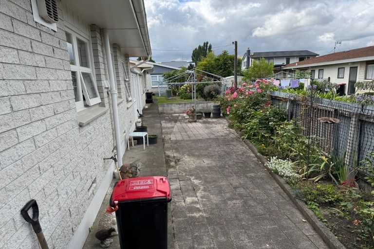 Photo of property in 3/39 Middle Road, Havelock North, 4130