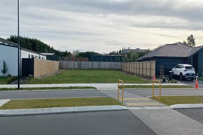 Photo of property in 75 Northmoor Boulevard, Rolleston, 7615