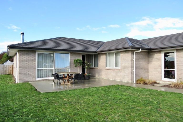 Photo of property in 10 Catherine Road, Mapua, 7005