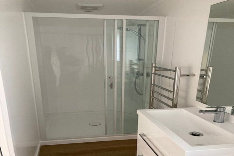 Photo of property in 50 Dignan Street, Point Chevalier, Auckland, 1022
