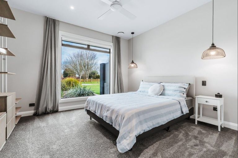 Photo of property in 10 Brighton Grove, Newstead, Hamilton, 3286