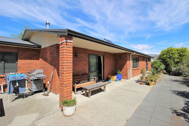 Photo of property in 112 Shields Street, Clyde, 9330