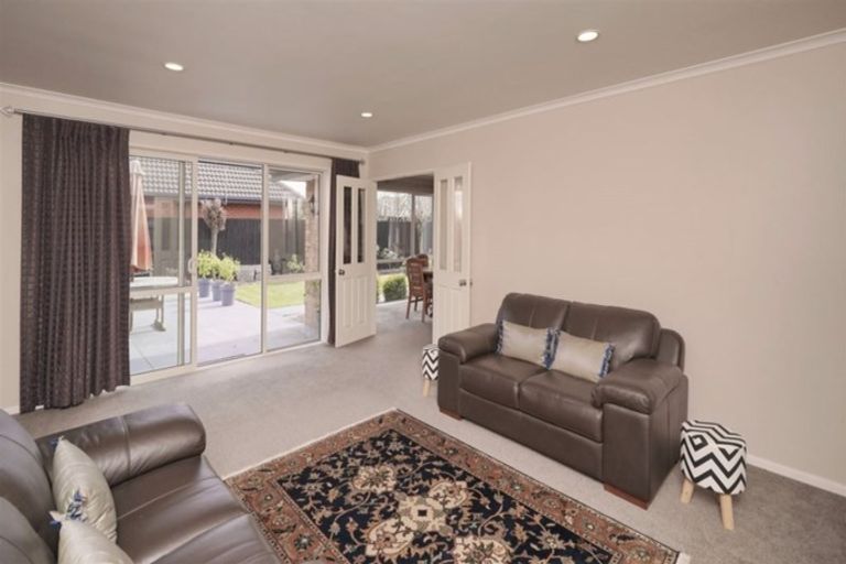 Photo of property in 32 Glencullen Drive, Casebrook, Christchurch, 8051