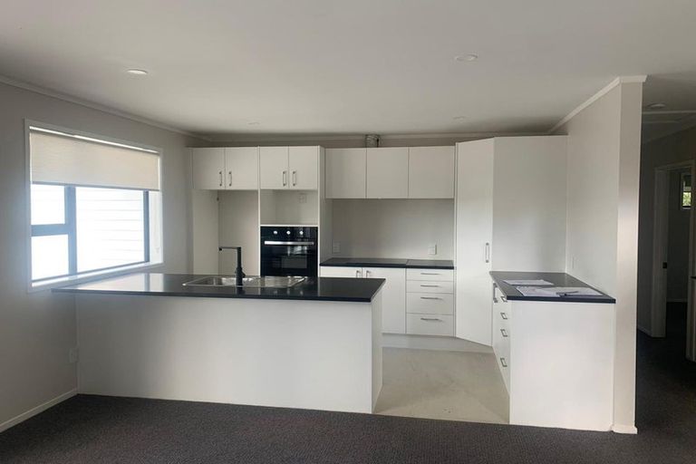 Photo of property in 26 Ranui Avenue, Ranui, Auckland, 0612