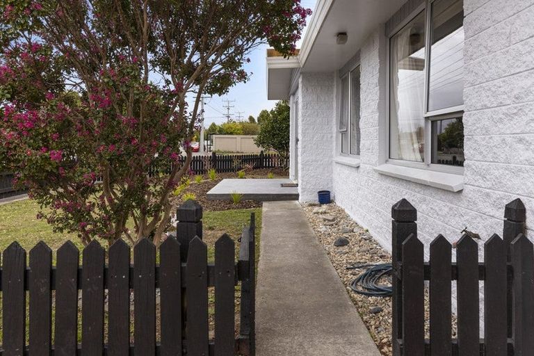 Photo of property in 42c Hutcheson Street, Mayfield, Blenheim, 7201
