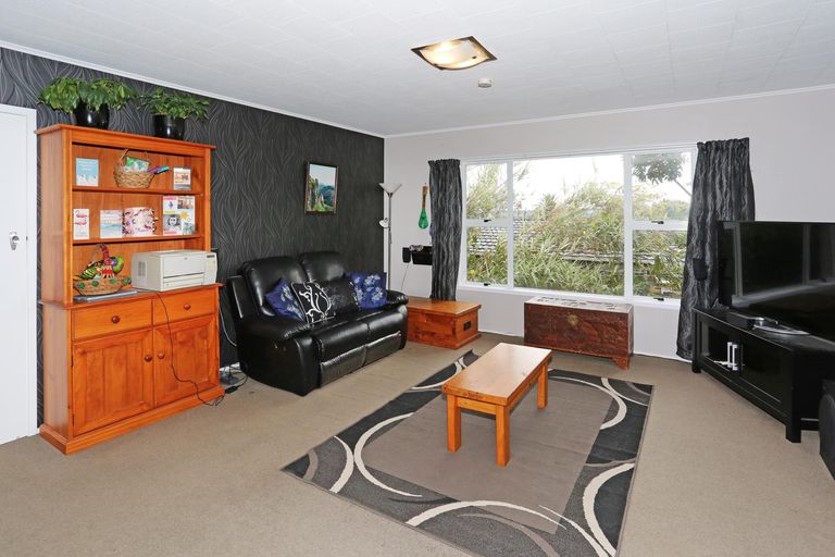 Photo of property in 19 Harrisville Road, Tuakau, 2121