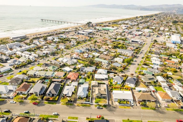 Photo of property in 49 Lonsdale Street, New Brighton, Christchurch, 8083